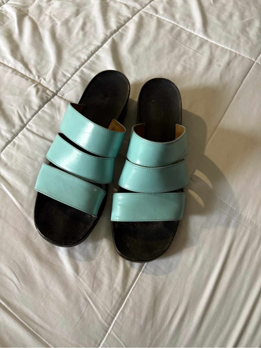 Source Unknown Triple-Strap Slide Sandals in Aqua Blue